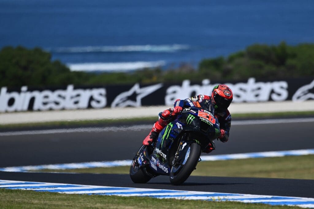 Fabio Quartararo in sella alla sua Yamaha YZR-M1 durante il Gran Premio d'Australia a Phillip Island