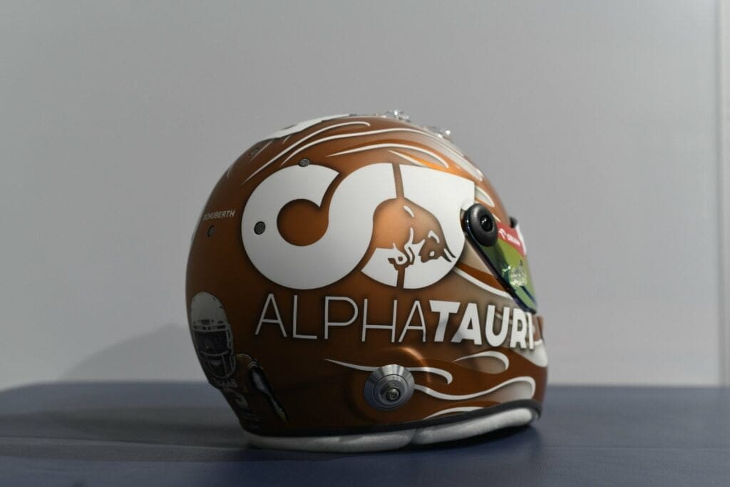 Il casco di Daniel Ricciardo, al ritorno in F1