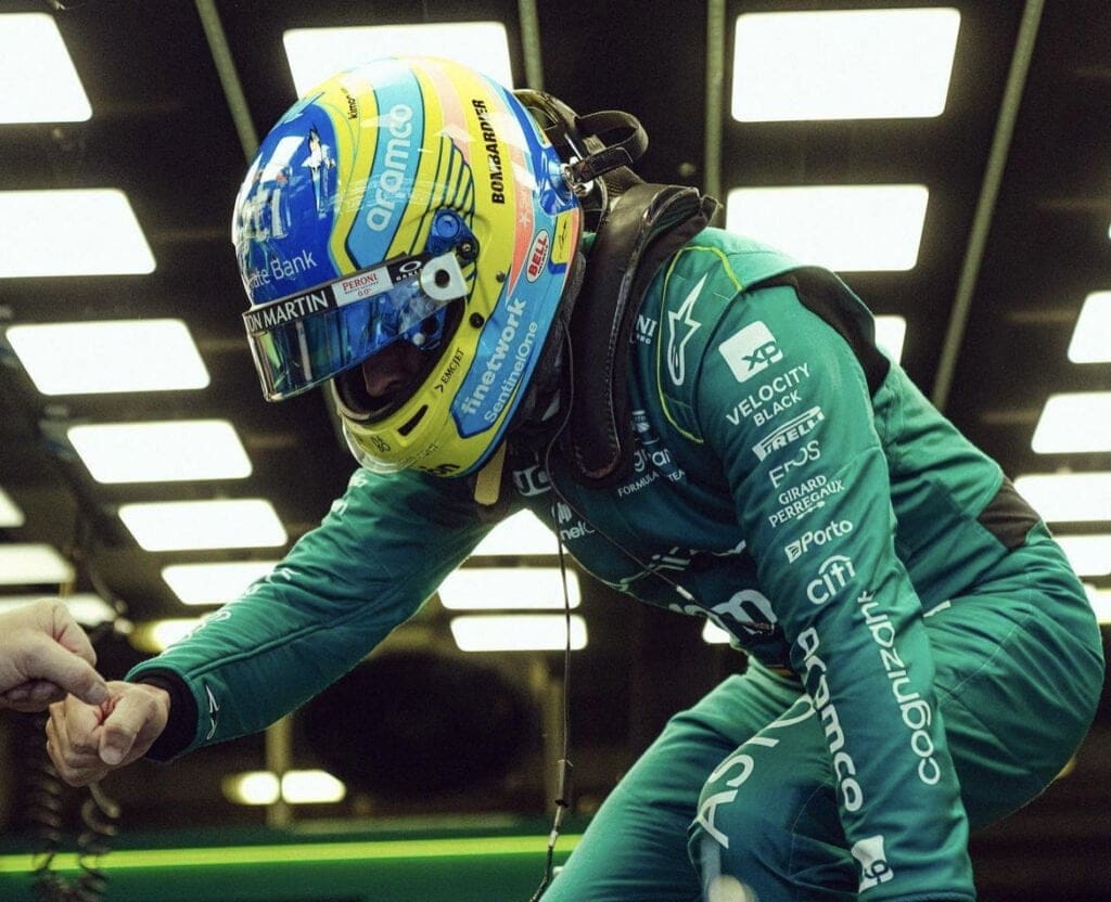 Fernando Alonso ieri in Messico: è lui il sostituto di Perez in Red Bull nel 2024?