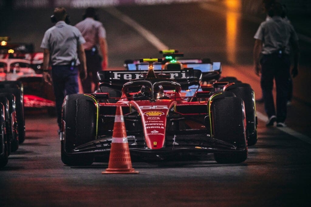 Le vetture di F1 questo weekend in Qatar, con gomme notevolmente stressate