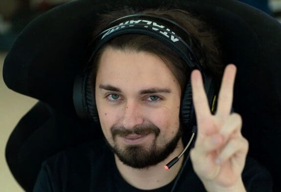 Amos Laurito, SimRacer e YouTuber