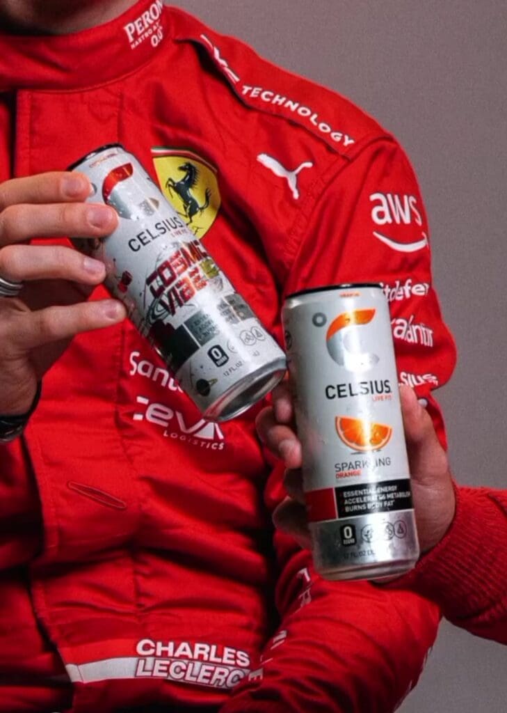 Charles Leclerc e Carlos con il Global Team Partner Ferrari Celsius nel video di sponsorizzazione