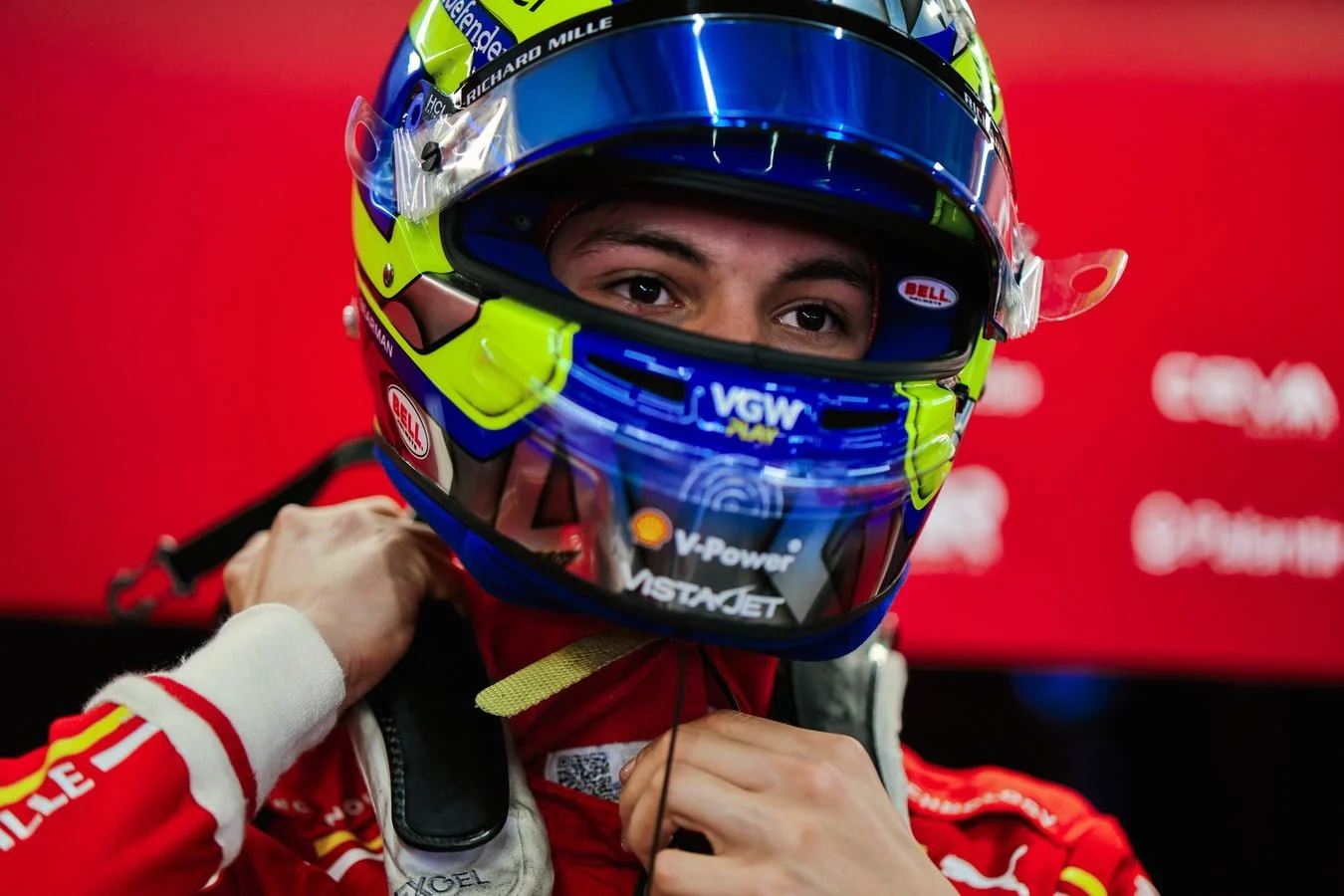 esordio di ollie bearman in ferrari