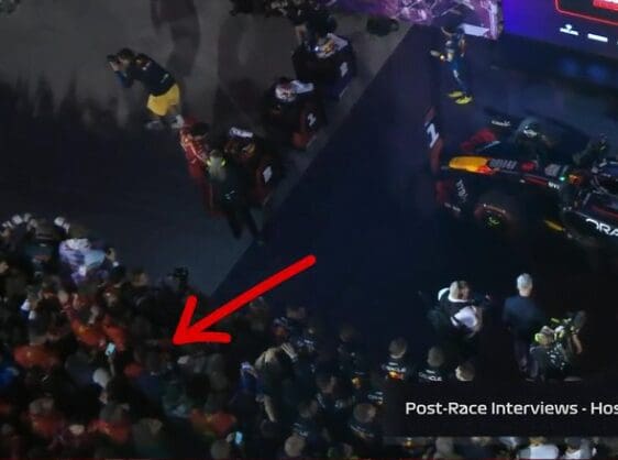 La verità sul podio di Sainz in Bahrain: Ferrari era presente, ma defilata