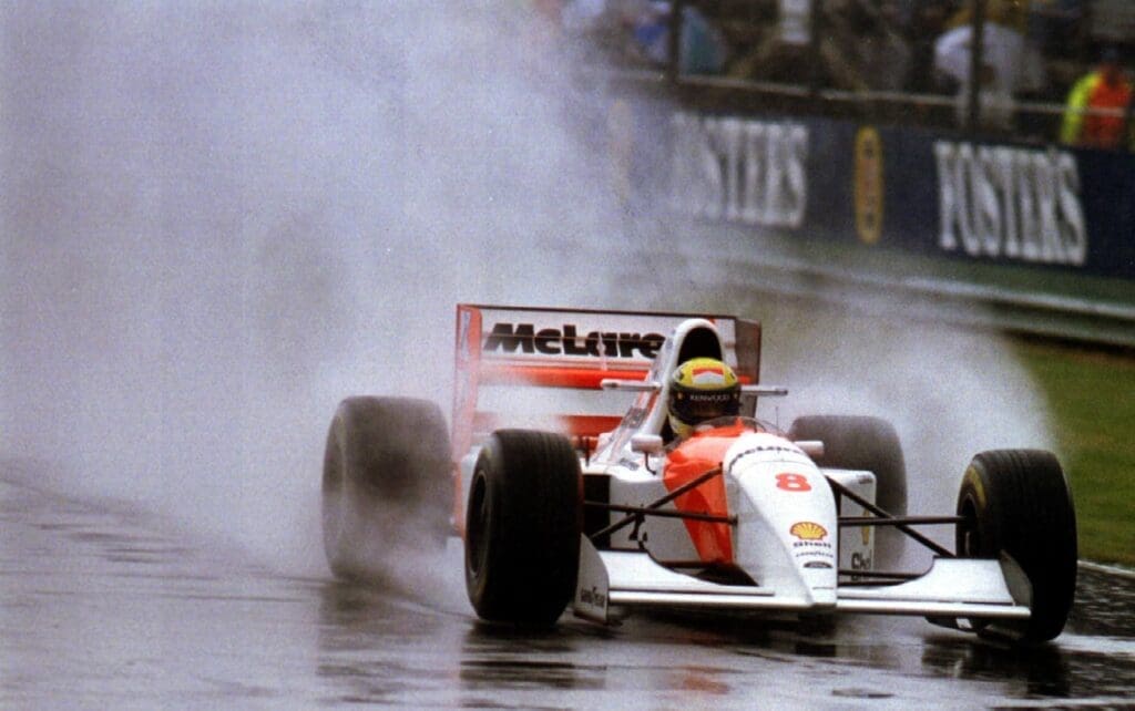 GP di Donington, Pasqua 1993: Ayrton Senna incanta il mondo con il "Lap of the Gods"