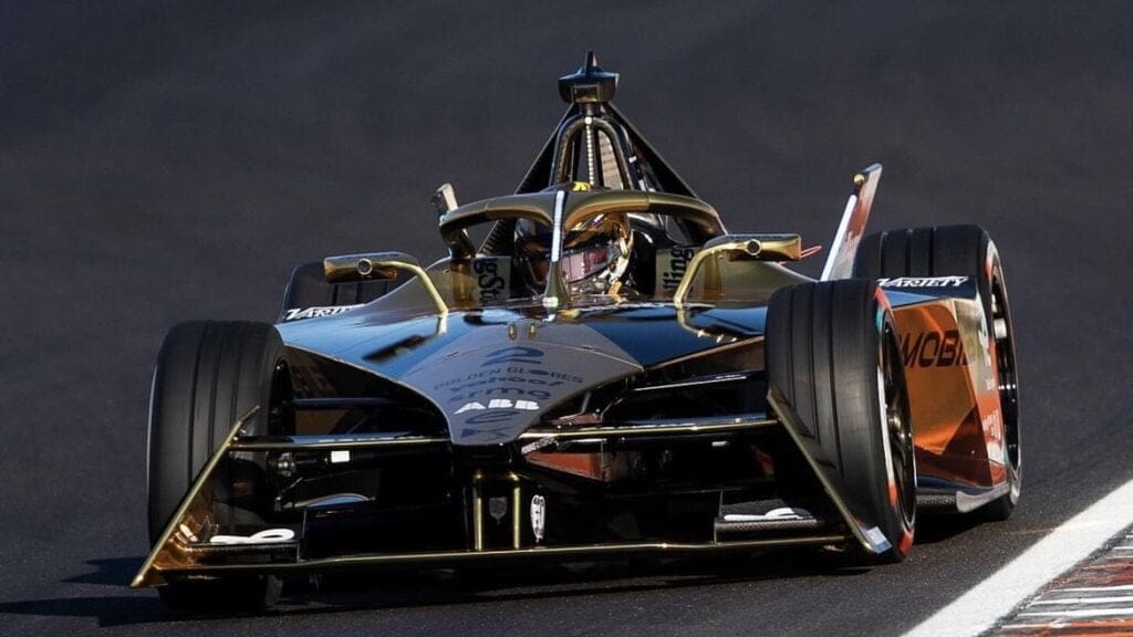 Robert Shwatrzman parteciperà ai Rookie Test dopo aver già assaggiato la categoria nei test pre-stagionali a Valencia