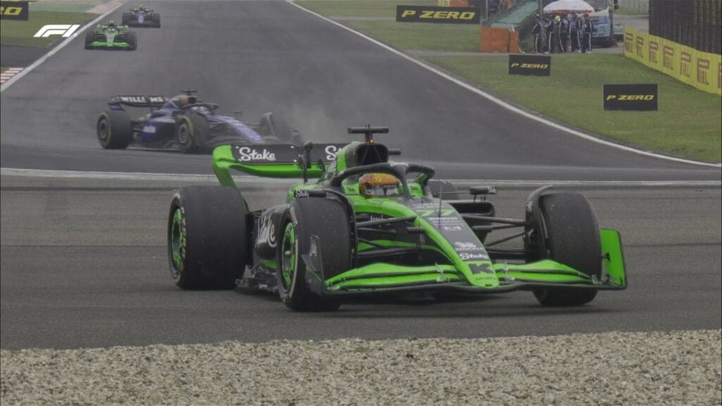 Ritiro per Valtteri Bottas al GP di Cina