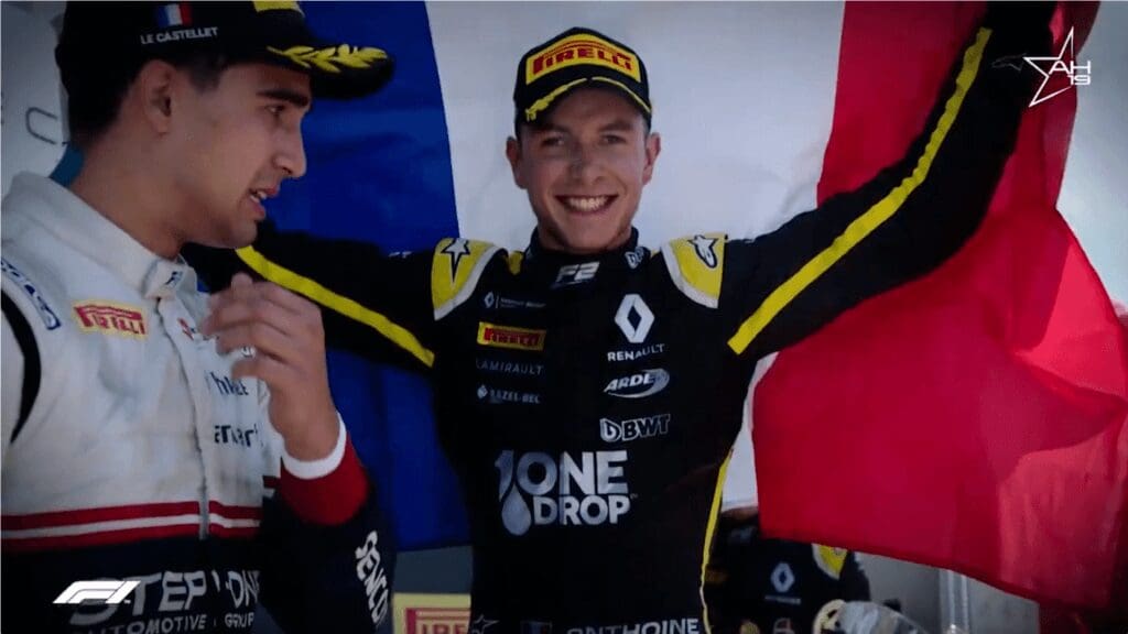 Il ricordo della vittoria di Anthoine Hubert a Monaco: in foto, Anthoine Hubert e Juan Manuel Correa