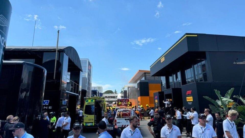 Incendio all'hospitality McLaren: la struttura è stata evacuata.