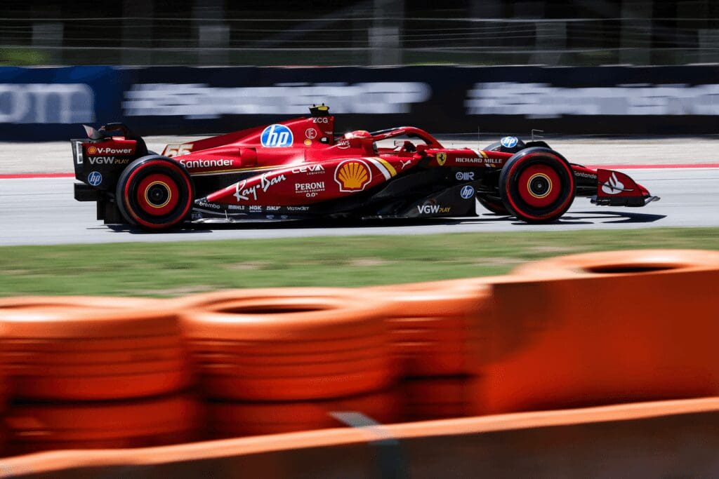 Tension Between Leclerc and Sainz in Spain, the Monegasque Criticizes Number 55