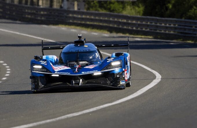 Mick Schumacher ieri durante la 24 ore di Le Mans