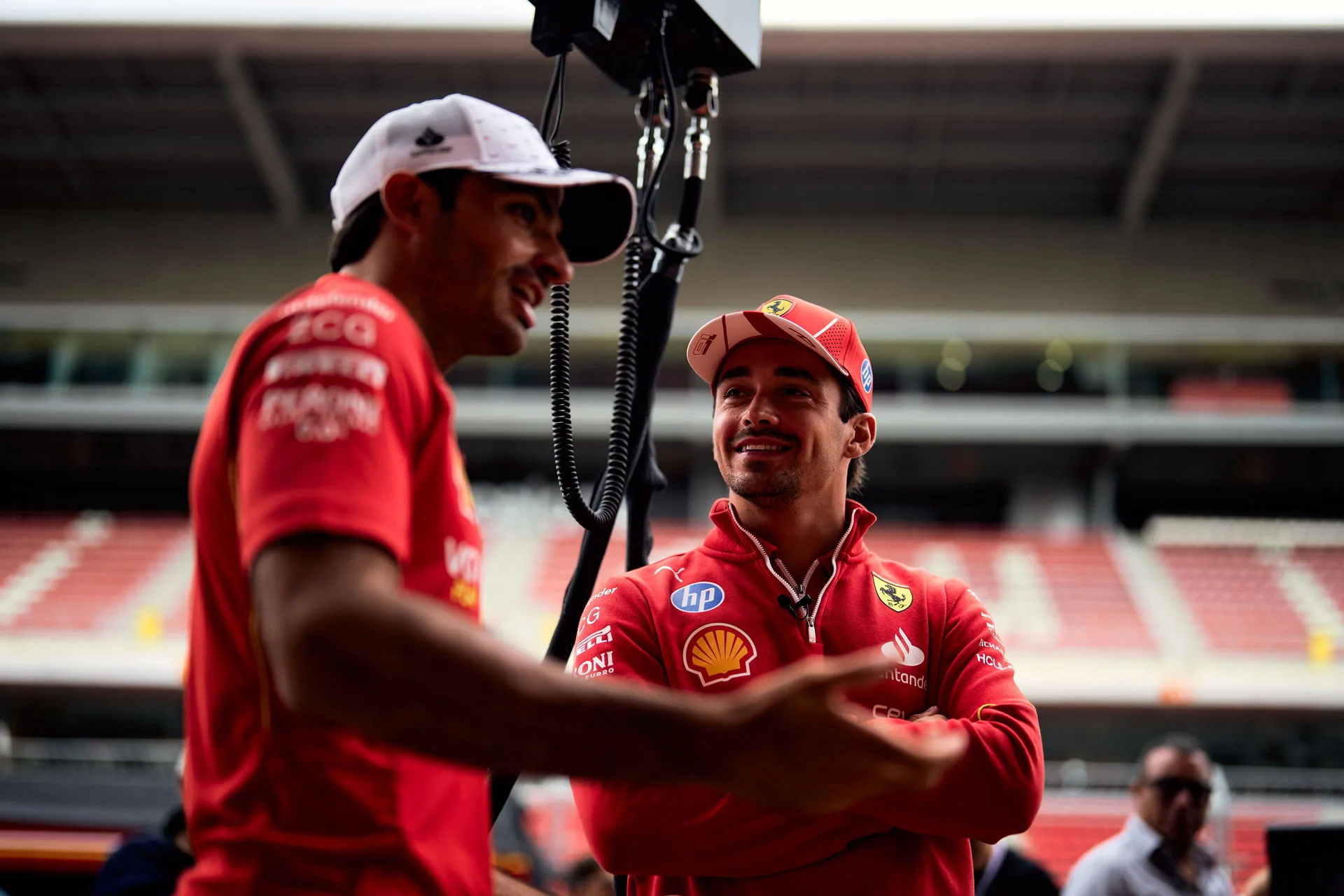 leclerc in conferenza stampa