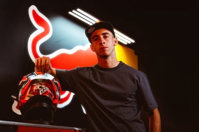 pedro acosta in ktm ufficiale
