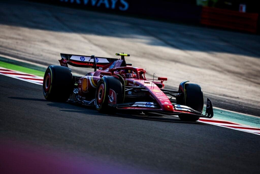 Ferrari a metà in Ungheria: bene Sainz, fatica Leclerc