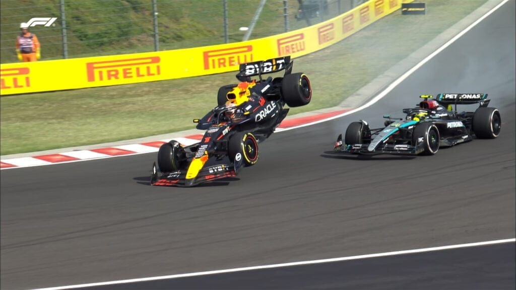 Guenther Steiner su Max Verstappen: “Se dovesse compiere azioni come quella contro Lewis a Budapest, potrebbe perdere il campionato"