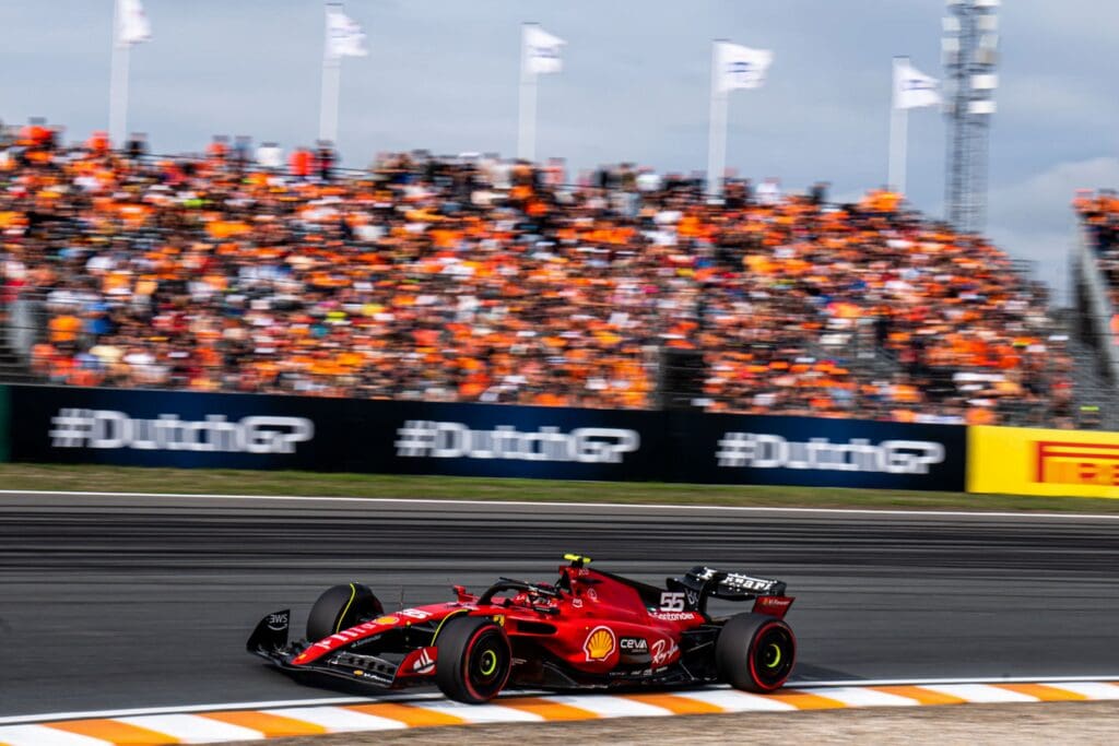 Weather and F1 Schedule at Zandvoort: Featured Image: Carlos Sainz and the “Orange” Crowd