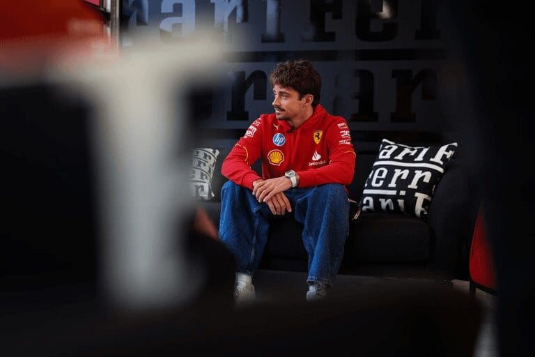 I piloti della Ferrari a Milano: ecco dove vedere Charles Leclerc e Carlos Sainz!