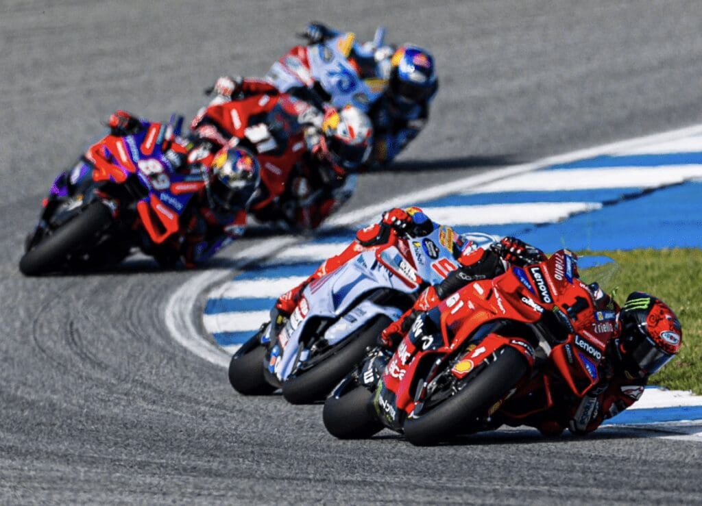 Bagnaia esulta: "Non dubitate mai del campione. E grazie, Ducati"