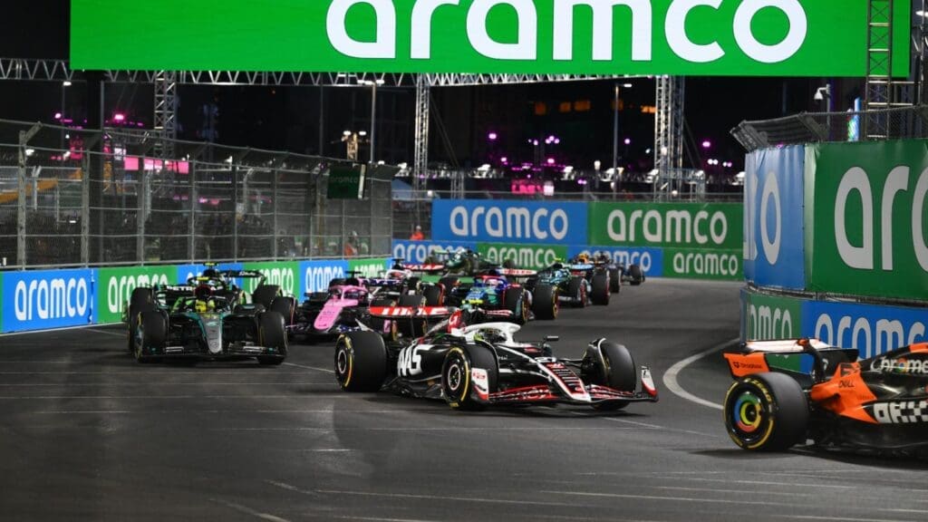 The Haas overtakes Alpine again in the Constructors' Championship: the words of Hulkenberg and Magnussen 