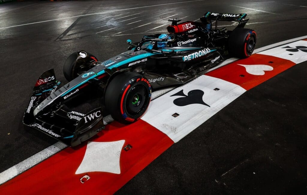 Mercedes, Russell's dream weekend: "Winning here is incredible, we didn't expect to be this strong."