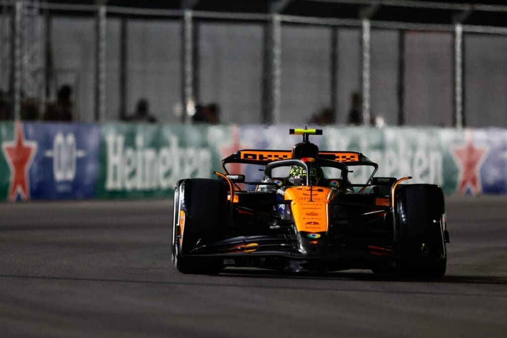 Norris si congratula con Verstappen: "Titolo meritatissimo, per noi gara difficile ma pensiamo già al Qatar"
