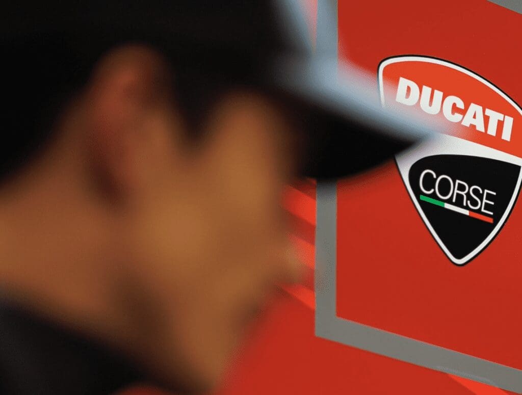 Marquez in Ducati, First Official Photo: Meeting with Tardozzi