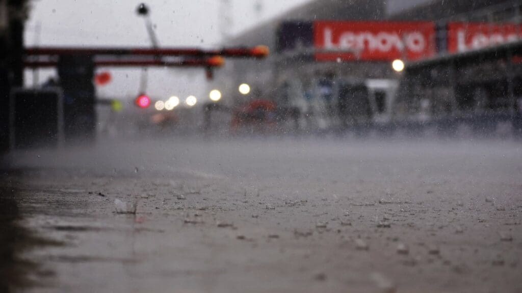 FIA on Qualifying: “Poor visibility.” And Verstappen risks starting from last!