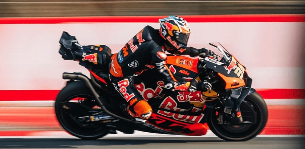 MotoGP, la KTM 2025 continua a puntare su Binder e Acosta