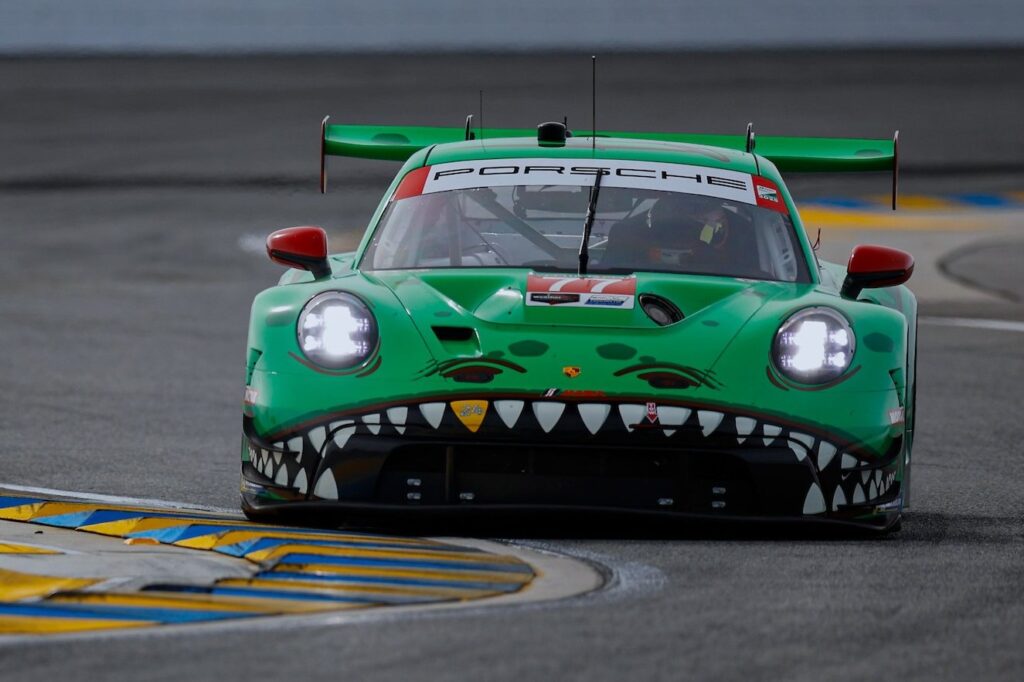2025 24h of Daytona Qualifying: Ford Secures 1-2 in GTD Pro!