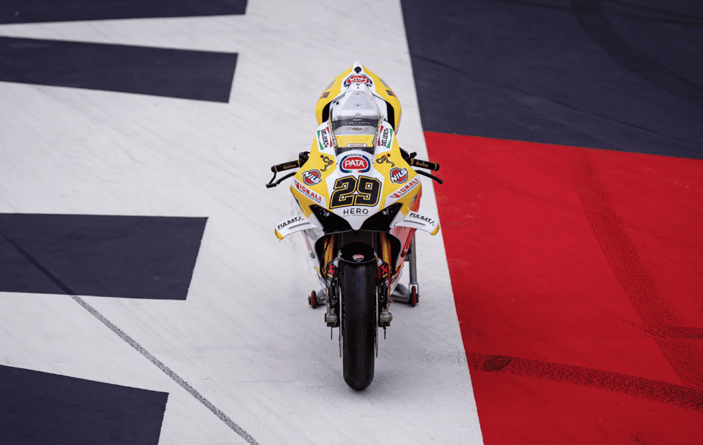 WorldSBK 2025, svelata la livrea del team GoEleven Ducati: ecco le immagini