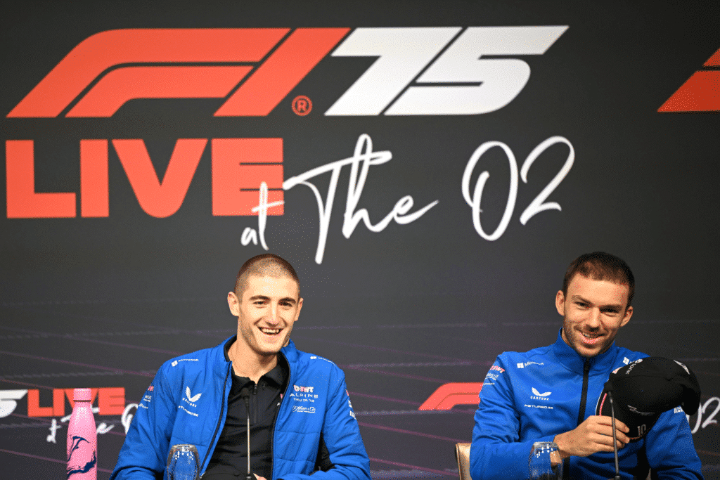 Ecco la Alpine A525: le immagini della livrea presentata all'F1-75