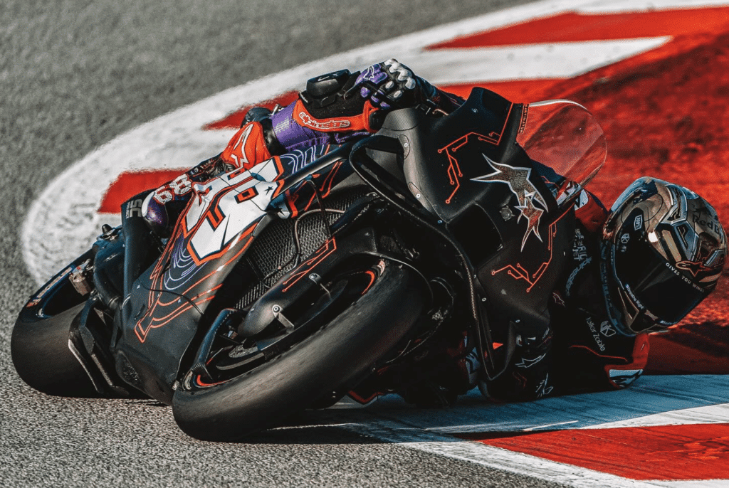 Bruttissima caduta per Jorge Martin nella prima giornata di test a Sepang: ecco il VIDEO