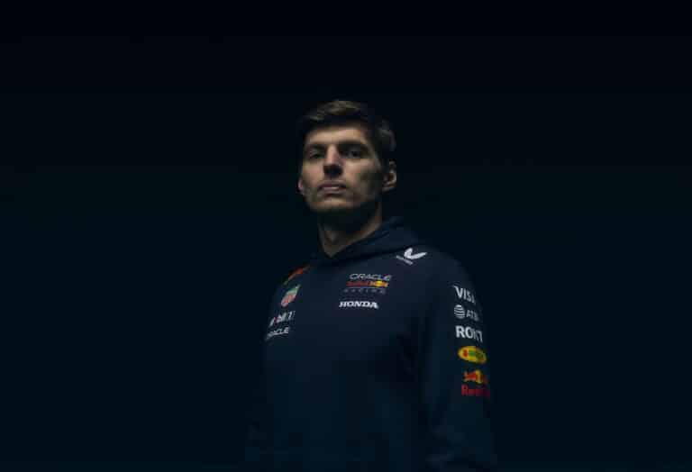 Red Bull si rifà il look: ecco il merch 2025