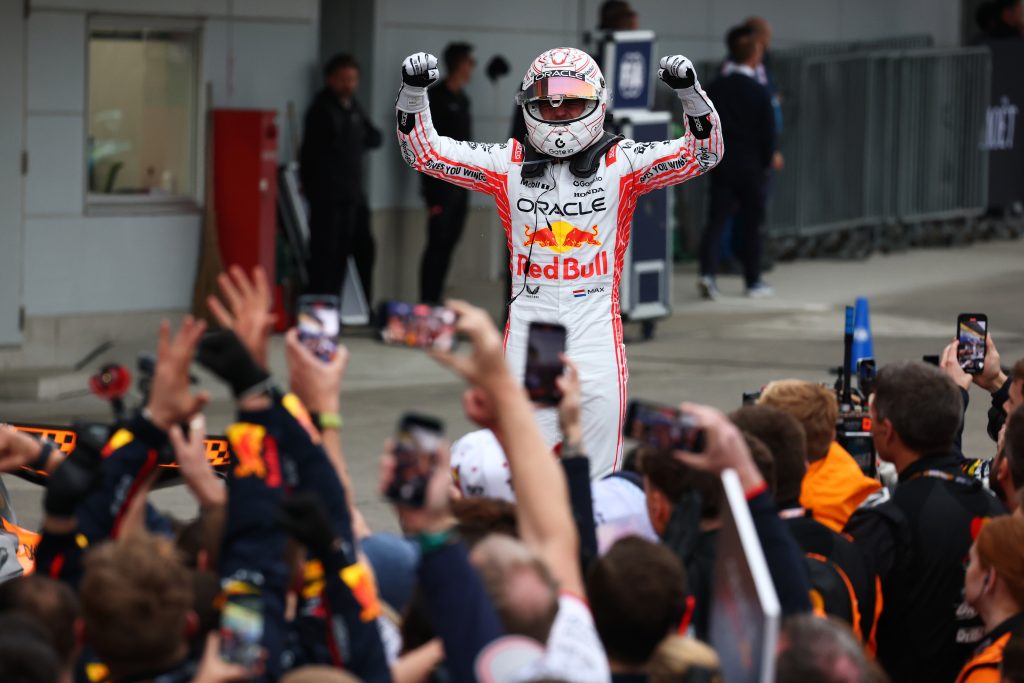 La Red Bull non ingrana: Verstappen pronto a trattare con Mercedes ma ad una sola condizione