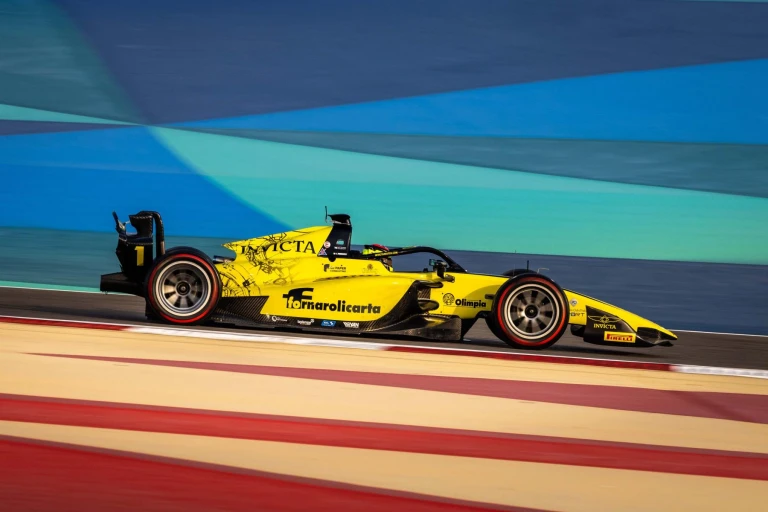 Formula 2 tricolore: il leader del mondiale è italiano, che inizio per il nostro Leo!