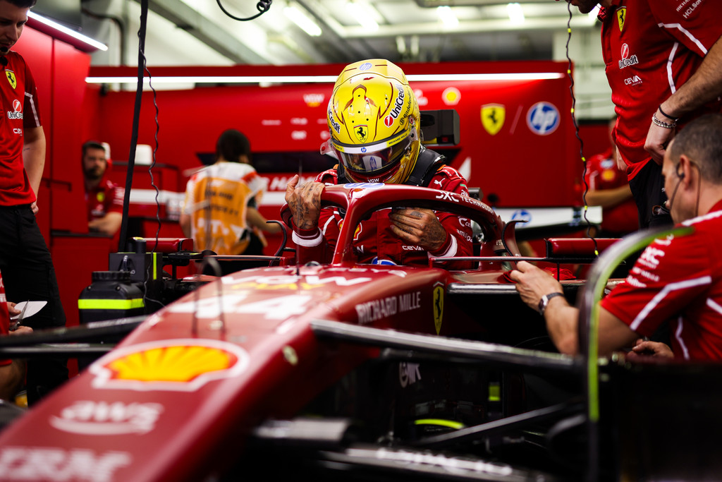 F1, Domenicali tifa Ferrari: "Tornerà presto a vincere, Hamilton e Leclerc..."