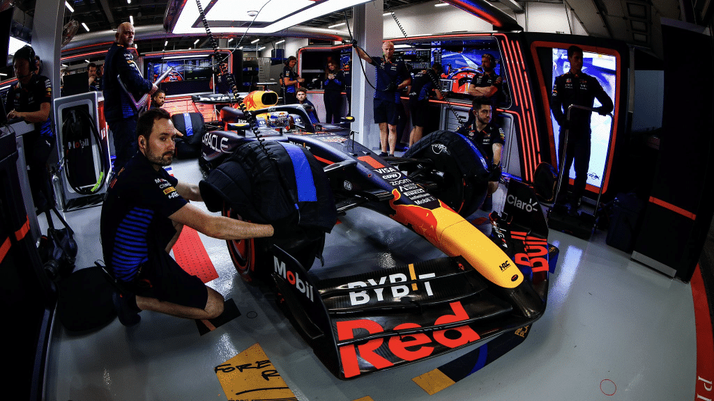 Schumacher su Verstappen: "Addio a Red Bull dopo Imola se gli aggiornamenti non funzionano"