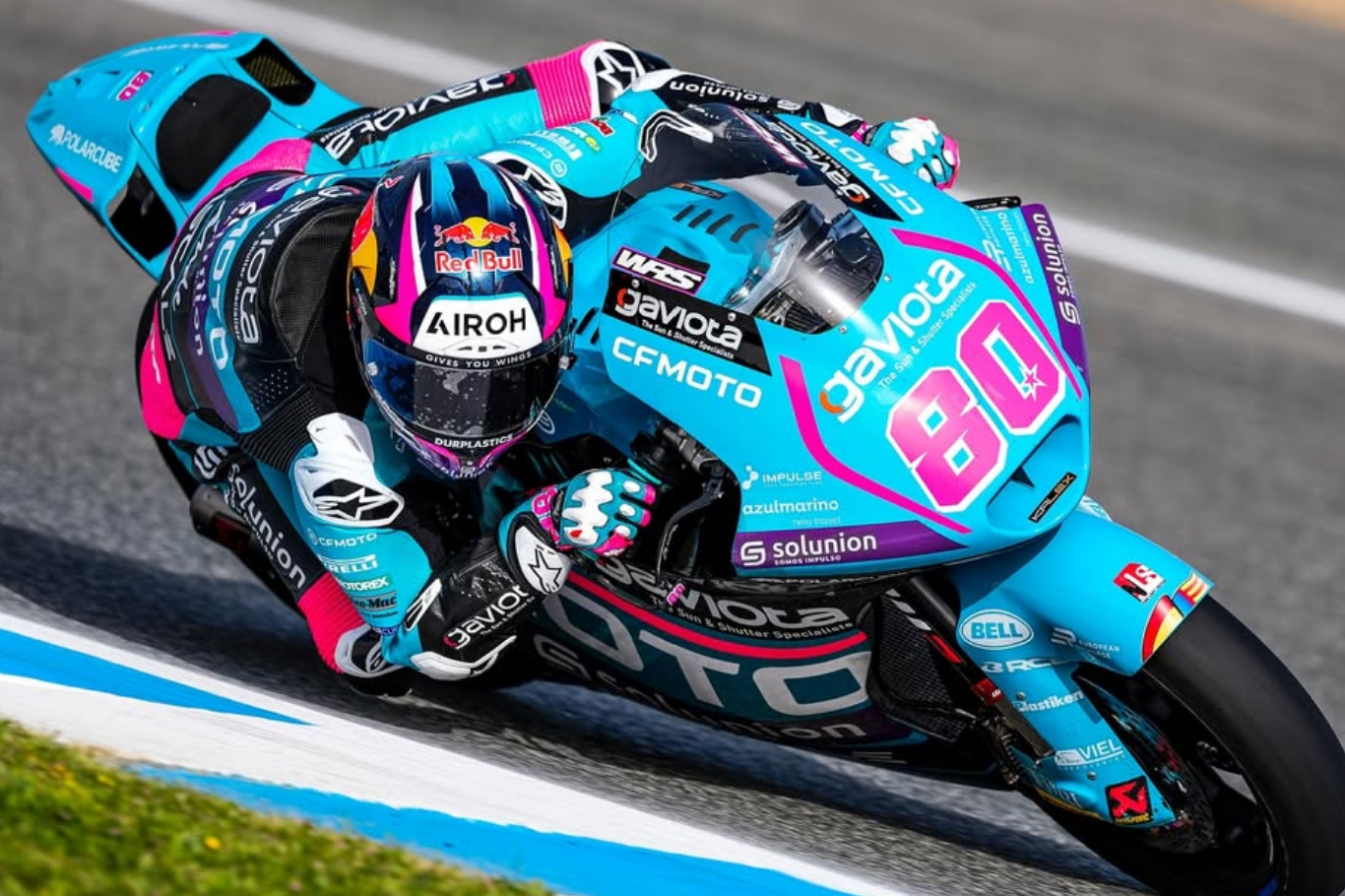 David Alonso si mostra dopo la caduta a Jerez: ecco le condizioni del rookie di Moto2