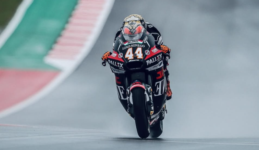 Moto2 in Qatar: grandioso Canet, OUT Dixon. Super gara di Holgado