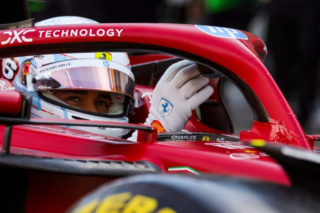 Ferrari, Leclerc crede nel miracolo: "Una parte di me vuole rischiare tutto per vincere"