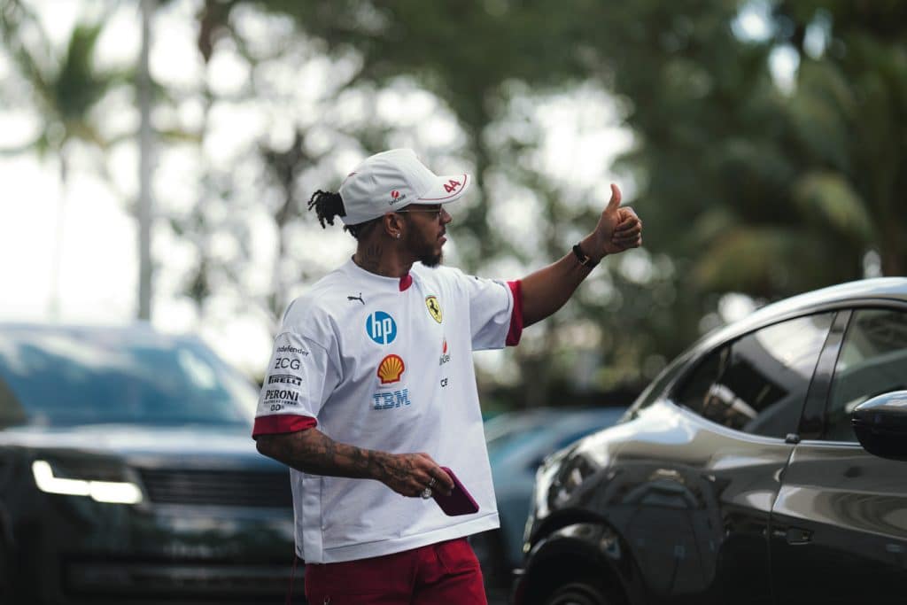 Ferrari, Hamilton: 'I’m not interested in the opinions of those who aren’t involved in what’s happening.'<br>