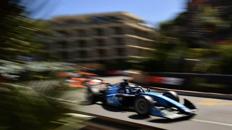 F2 Feature Race in Monaco: Second win of the season for Jak Crawford! Chaos at the start after a massive crash