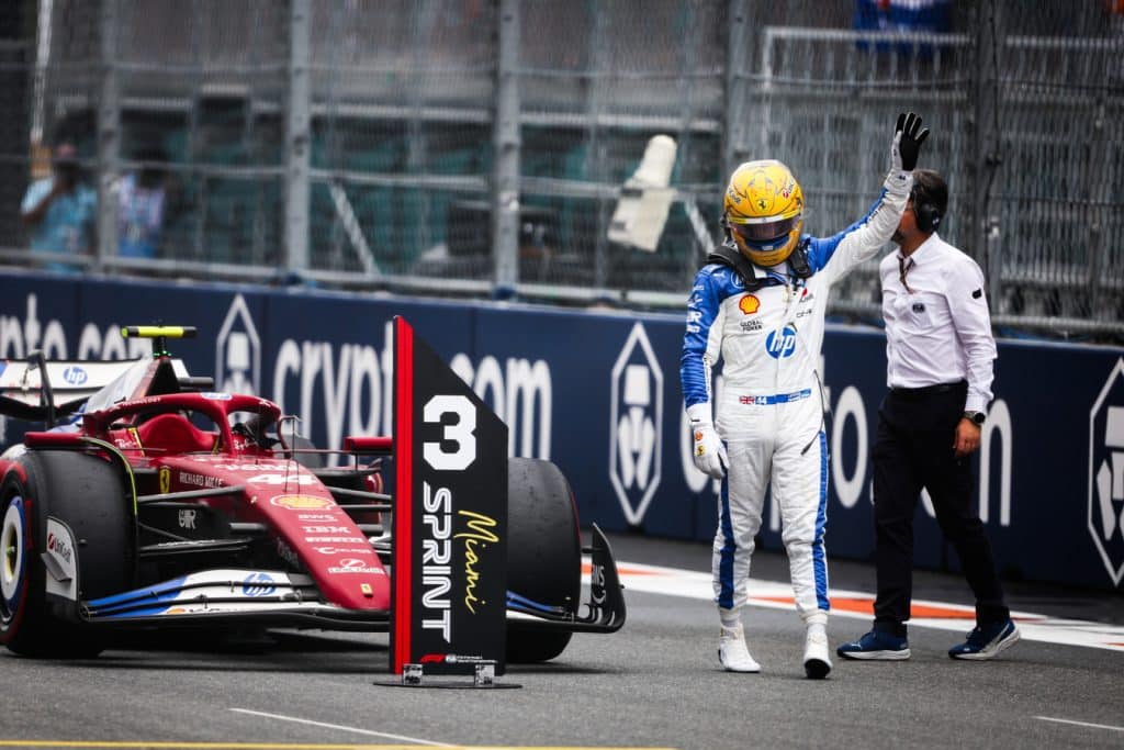 Ferrari, behind the scenes from Miami: Lewis Hamilton refuses to apologize for his team radio messages<br>