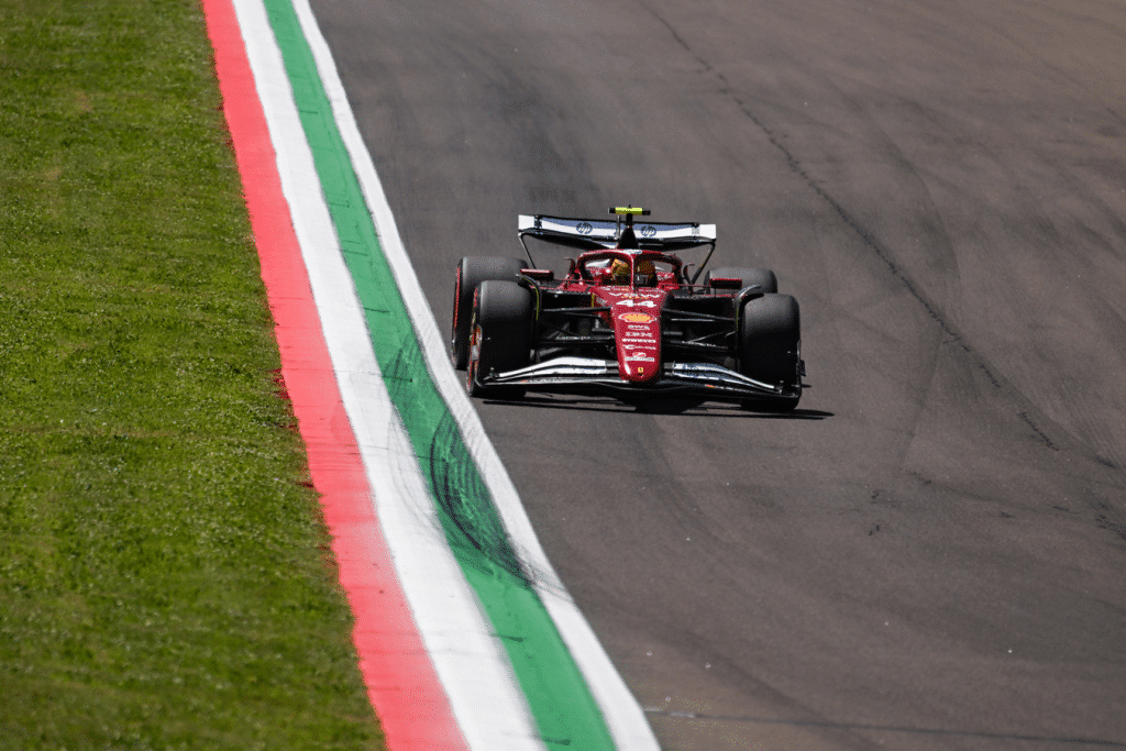 V8 in Formula 1, Domenicali Fires Up the Fans: The Answer That Ignites the Crowd