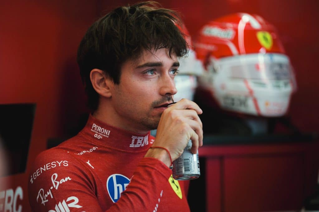 Ferrari, Leclerc: "Sono molto arrabbiato, potevo fare la pole position"