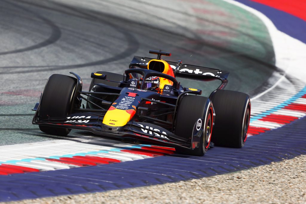 MEDIA CHAOS: Sky UK denies Sky Italia – “No Verstappen-Mercedes contact, and Max…”