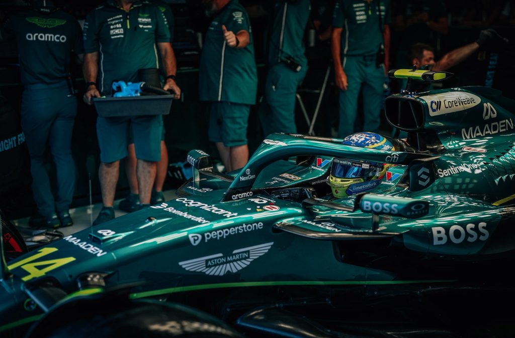 Aston Martin, Alonso: "Qualcuno diceva che non eravamo sulla strada giusta, nessun consiglio a Verstappen"