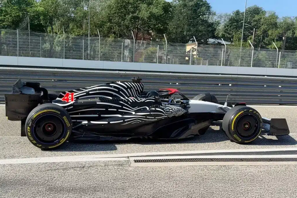 Lindblad close to F1 debut? Testing at Imola with Racing Bulls