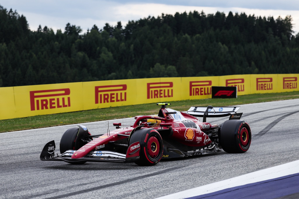 Vasseur sul fondo: "Sensazioni positive, FP1 caotiche e FP2 usate come test"