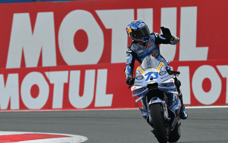 Infortunio per Alex Marquez: l’aggiornamento sulle condizioni del pilota spagnolo